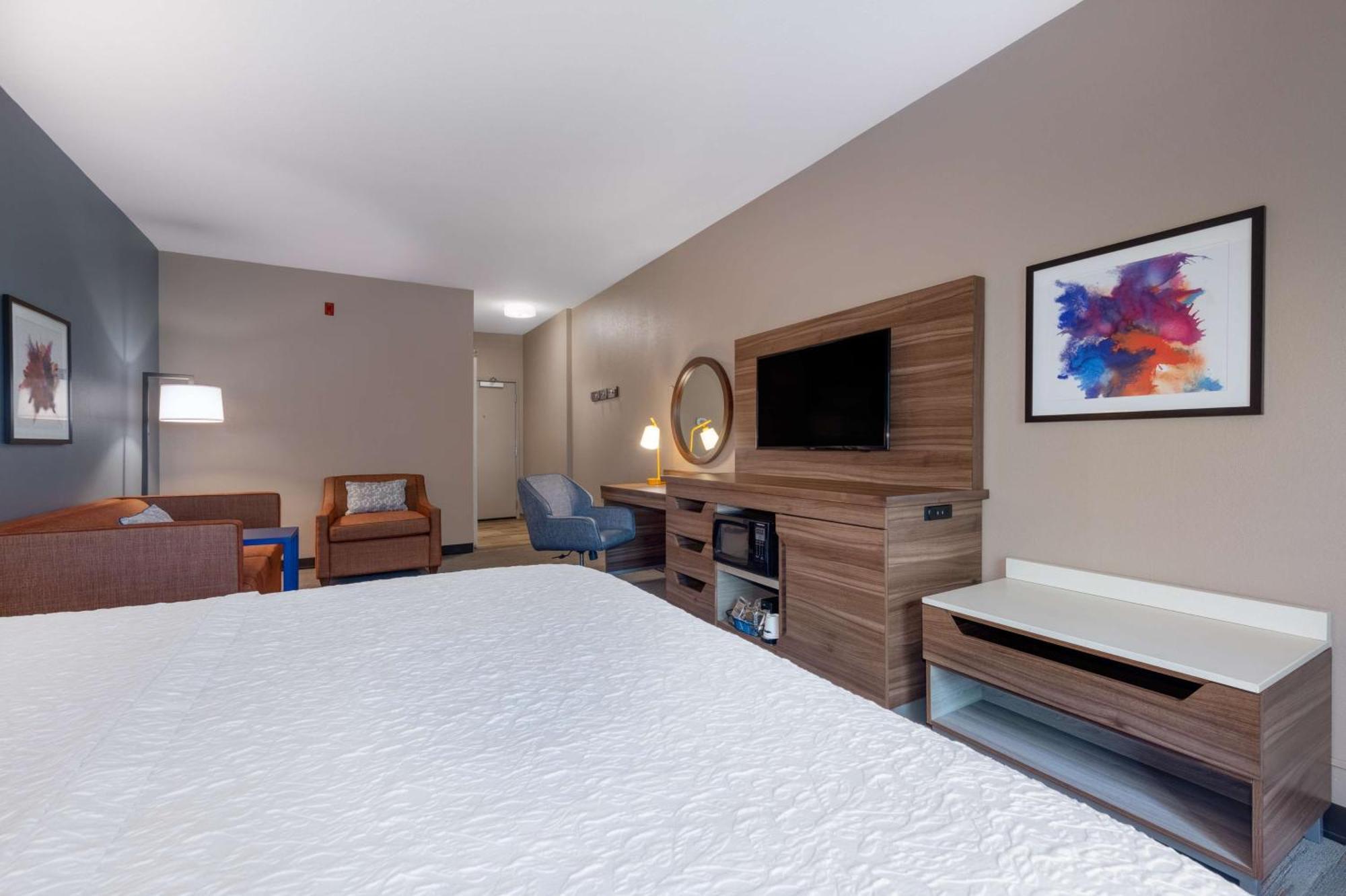 Hampton Inn Сейнт Робърт Екстериор снимка
