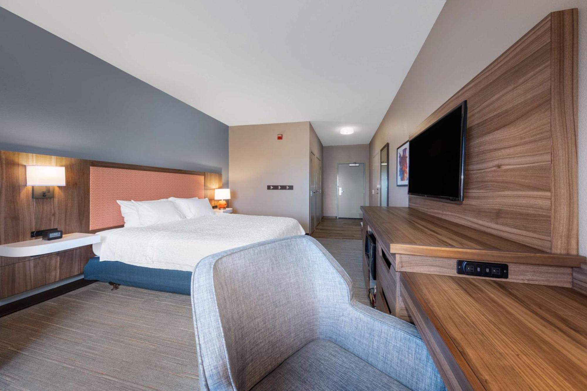 Hampton Inn Сейнт Робърт Екстериор снимка