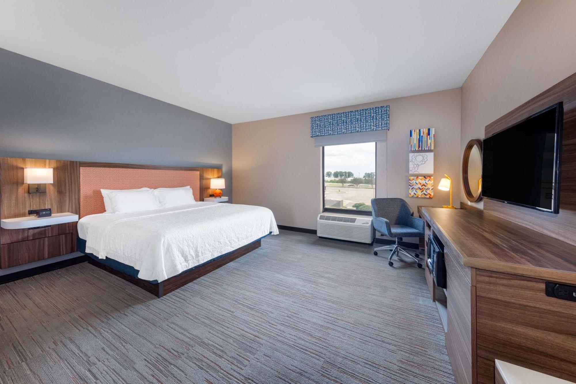 Hampton Inn Сейнт Робърт Екстериор снимка