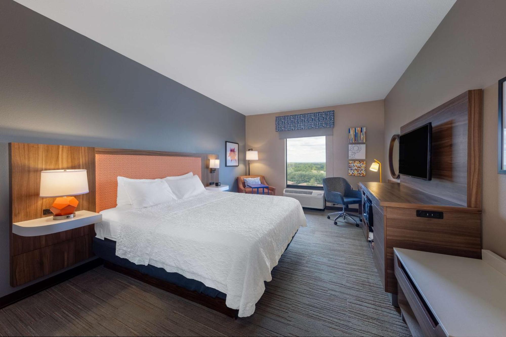 Hampton Inn Сейнт Робърт Екстериор снимка